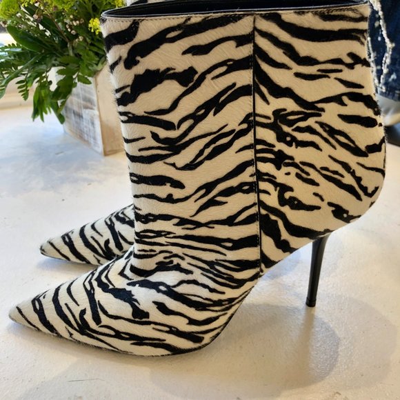 Saint Laurent Zebra Heeled Boot - Picture 2 of 5